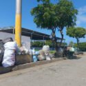 Hacen un llamado a no botar basura en la avenida Rómulo Gallegos de Barcelona