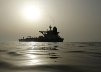 EE.UU. interceptó un tercer buque petrolero cerca de Venezuela, según medios