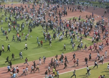 Cargas policiales y denuncias de estafa empañan la visita de 22 minutos de Messi a Calcuta