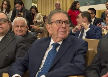 Edmundo González desmiente rumores sobre juramentación en Oslo