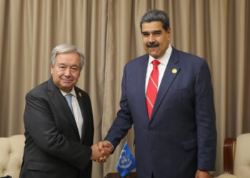 Maduro y Guterres hablaron por teléfono sobre la "escalada de amenazas" de EE.UU