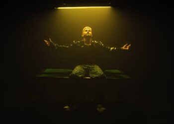 XELO presenta OROS, el disco que marca su consolidación internacional.