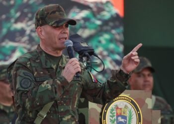 Venezuela denuncia intento de intimidación de EE.UU. con sobrevuelo de aviones de combate