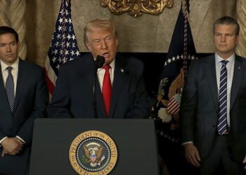 Trump: Maduro sería "inteligente" si dejara el poder en Venezuela