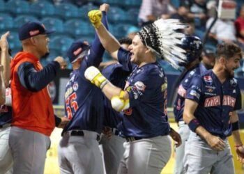 Balbino Fuenmayor igualó a Eliézer Alfonzo como máximo jonronero en Caribes