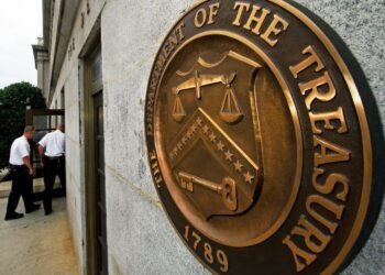 EEUU anuncia sanciones contra cuatro empresas por transportar crudo venezolano