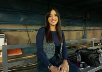 Katherine Rosales cambió los tribunales por los diamantes, impulsada por su pasión por el béisbol (+Fotos)