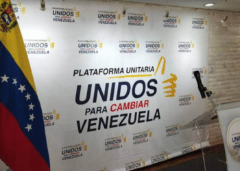 Oposición venezolana considera "aberrante" la condena contra el yerno de Edmundo González