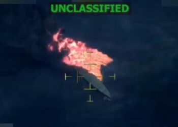 Militares de EE.UU. destruyen una nueva lancha de "narcotráfico" en el Pacífico