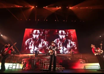 Morat cierra su gira de 2025 ‘Asuntos pendientes’ con debut en el Coliseo de Puerto Rico