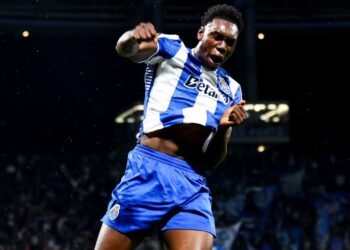 Un doblete de Samu deja al Porto en octavos de la Liga Europa