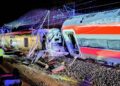 Caos en estaciones y suspensión de servicio debido al accidente de dos trenes en España