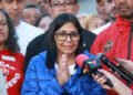 Delcy Rodríguez decretó 7 días de duelo en honor a los "mártires" que defendieron a Maduro