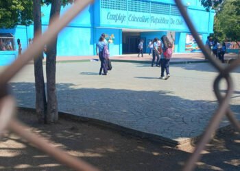 Escuelas retomaron sus actividades con normalidad en Barcelona