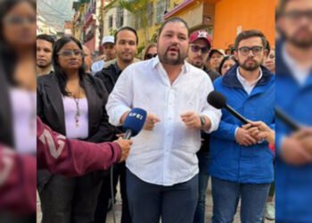 Jóvenes opositores piden que se abra un proceso de "reinstitucionalización" en Venezuela