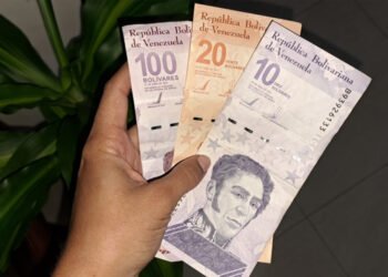 Provea: Venezuela registra período "más largo" sin aumento salarial en casi tres décadas