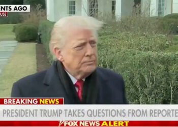 Trump dice haber quedado "muy impresionado" de Machado y que seguirán en contacto