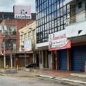 Calles desoladas y colas por gasolina pravalecen este sábado en El Tigre
