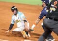 Caribes derrotó a Bravos en entradas extras y se acercó a la Gran Final