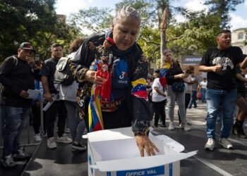 Chavistas confían en que se dé un acuerdo para liberar a Maduro ante presión internacional