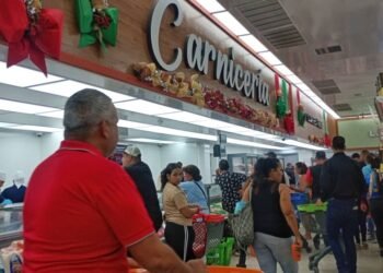 Carúpano retomó su ritmo comercial normal este lunes
