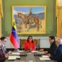 Delcy Rodríguez designa a una nueva ministra de Salud en Venezuela
