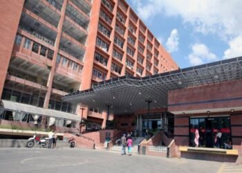 Instan a dotar de alimentos para beneficiar a los pacientes del hospital Razetti de Barcelona