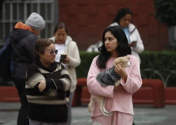 Un fuerte sismo de magnitud 6,5 sacude el centro de México