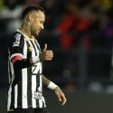 Neymar renueva su contrato con el Santos hasta diciembre de 2026
