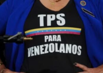 Un tribunal dictamina que eliminar el TPS para venezolanos y haitianos en EEUU fue ilegal