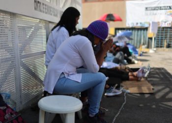 Familiares de presos políticos en huelga de hambre en Caracas sufren problemas de salud