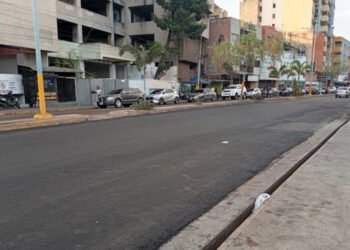 Asfaltaron tramo de la Av. 5 de julio tras casi dos meses de espera