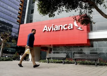 Avianca reanuda vuelos de Colombia a Venezuela para reactivar la economía y las relaciones