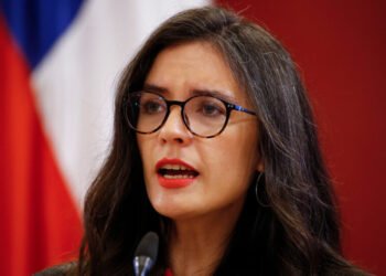 Gobierno de Chile "evalúa" enviar ayuda humanitaria a Cuba tras asedio petrolero de EEUU