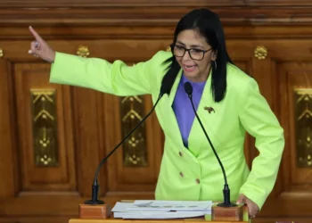 Delcy Rodríguez pide defender el desarrollo de hidrocarburos en Venezuela "sin ningún tipo de tutelaje"