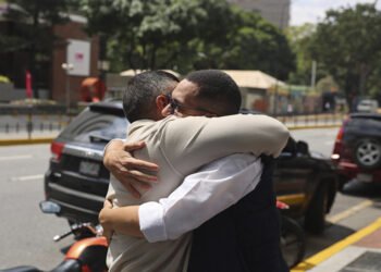 Según Foro Penal, al menos 444 presos políticos han sido excarcelados en Venezuela