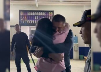 Excarcelaron al exdiputado opositor Freddy Superlano