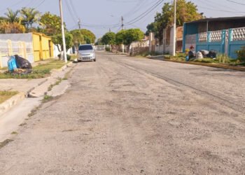 Voz Comunitaria | En la Urb. Gulf solicitan mejoras en el servicio de aseo y asfaltado
