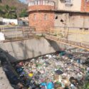 Voz Comunitaria | Botes de agua y fallas en el aseo urbano causan preocupación en residentes de Las Charas (+Fotos)