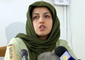 Un tribunal iraní condena a la Nobel de la Paz Mohammadi a siete años y medio de prisión