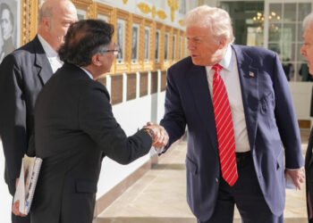 Trump y Petro se reúnen en la Casa Blanca a puerta cerrada