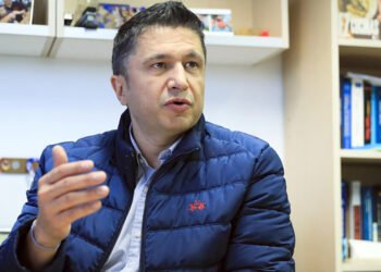 Experto: recuperación de Venezuela puede producir "un milagro económico" en Colombia