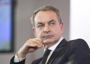 Rechazaron la querella contra Zapatero por sus vínculos con Maduro por falta de indicios