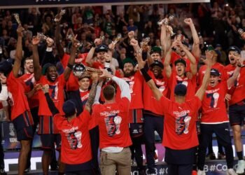 El Baskonia suma ante el Real Madrid su séptima Copa del Rey 17 años después