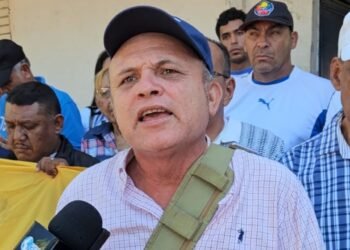 Dirigente rechaza propuesta de una "Ley de Emergencia Laboral"