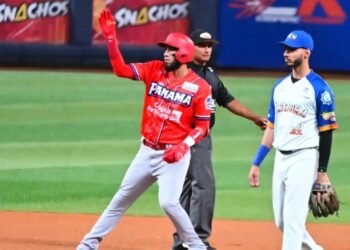 Magallanes tropezó en su estreno en la Serie de Las Américas