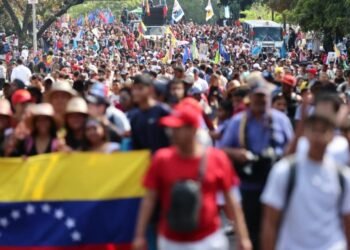 Jóvenes del chavismo marchan en Caracas para pedir la liberación de Nicolás Maduro