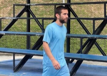 Gendarme argentino detenido en Venezuela pudo comunicarse con su esposa tras 445 días (+Video)