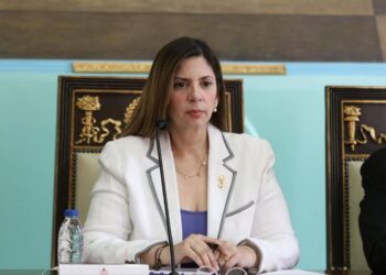 Diputados antichavistas dicen que se resolverán "muchos casos" no contemplados en amnistía