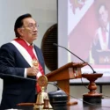 El nuevo presidente de Perú garantiza una "transición democrática electoral pacífica"